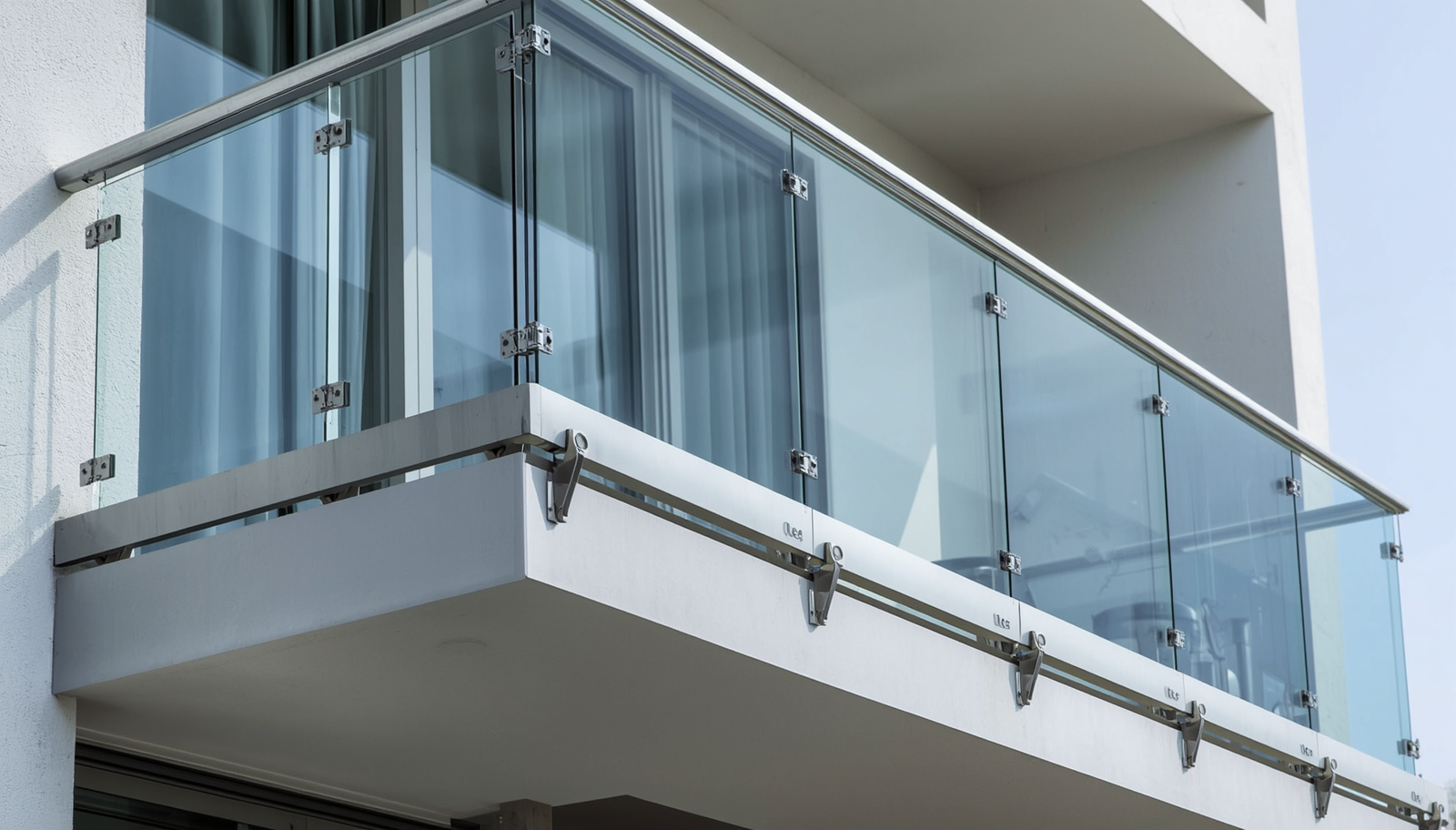 Aluminium Glass Railings